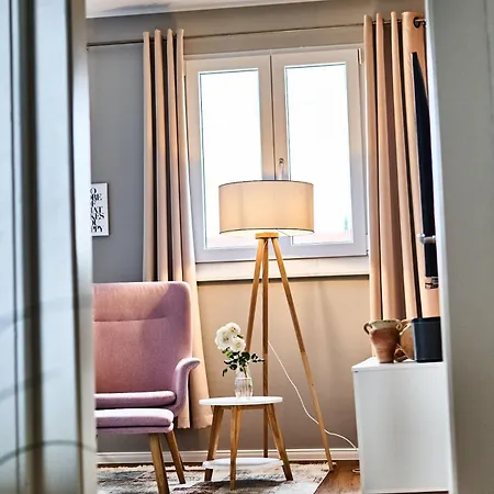 Primera Mit Gemeinschaftsbad Singen