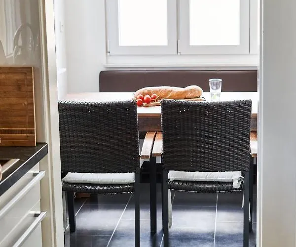 Habitación en casa particular Primera Mit Gemeinschaftsbad Singen