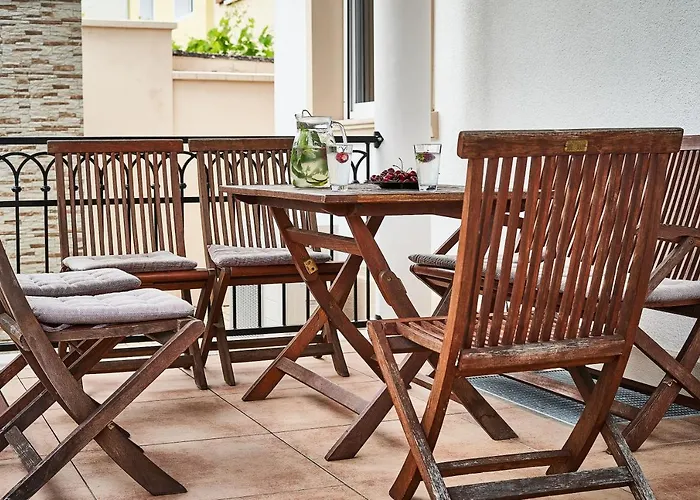 Primera Mit Gemeinschaftsbad * Singen